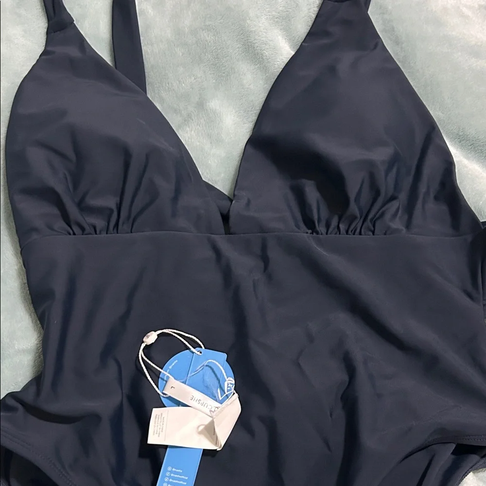 Cupshe Navy Deep plunge V One-Piece Swimsuit - Women Swim